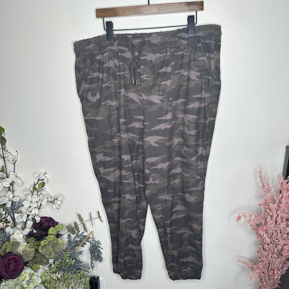 ATHLETA Camo Farallon Joggers Brown Gray Green Sz 20 Plus Size {K1} - Picture 2 of 4